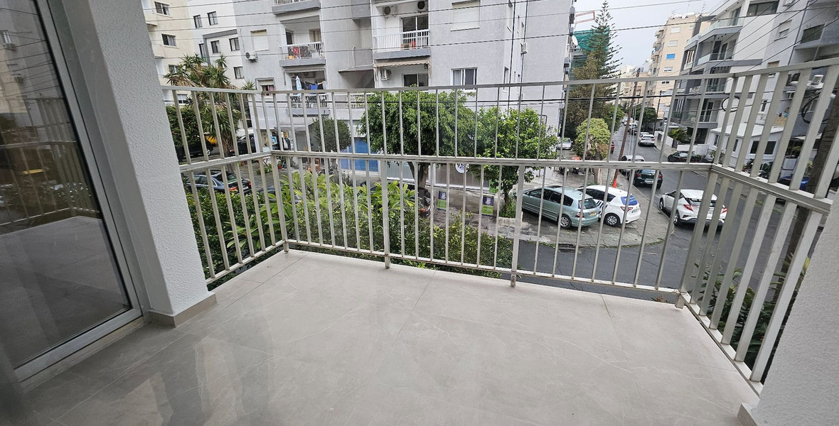 Fully Furnished-Renovated Two Bedroom Apartment For Rent In Neapoli Area-Enaerios