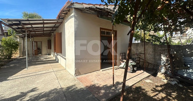Ground-Floor House on a Corner Plot with High Development Potential in Salamiou Village