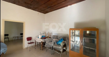 Ground-Floor House on a Corner Plot with High Development Potential in Salamiou Village