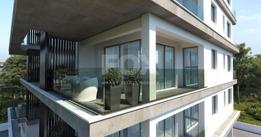 Top floor 3 Bedroom Apartment with Pool in Agios Nikolaos, Limassol
