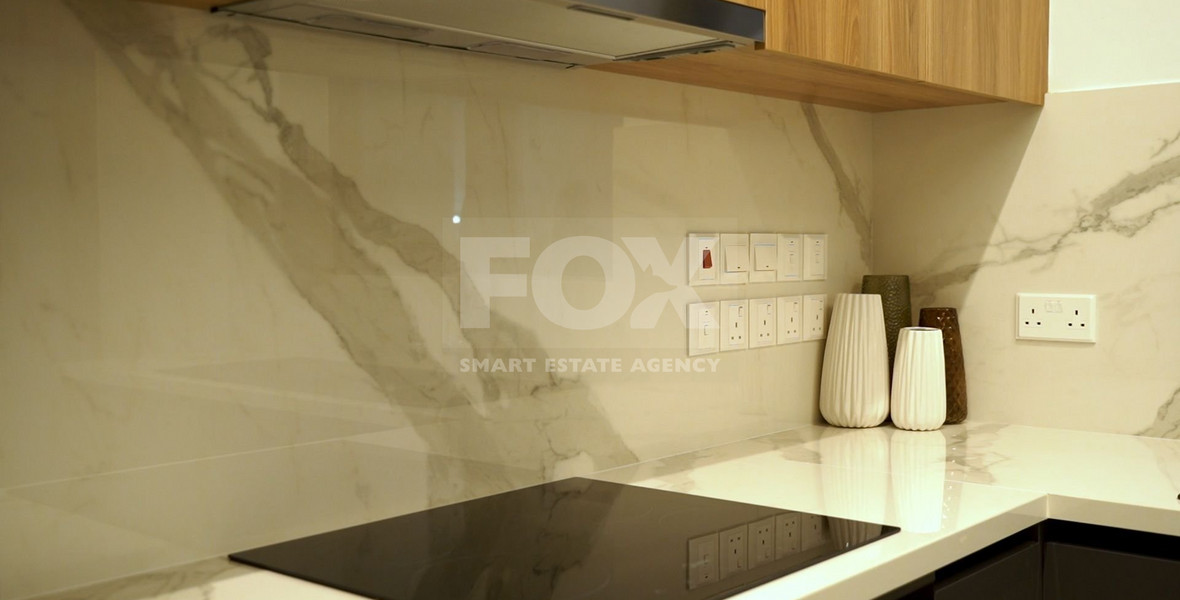 Top floor 3 Bedroom Apartment with Pool in Agios Nikolaos, Limassol