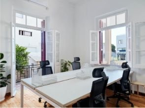 Listed office building in central Limassol for rent