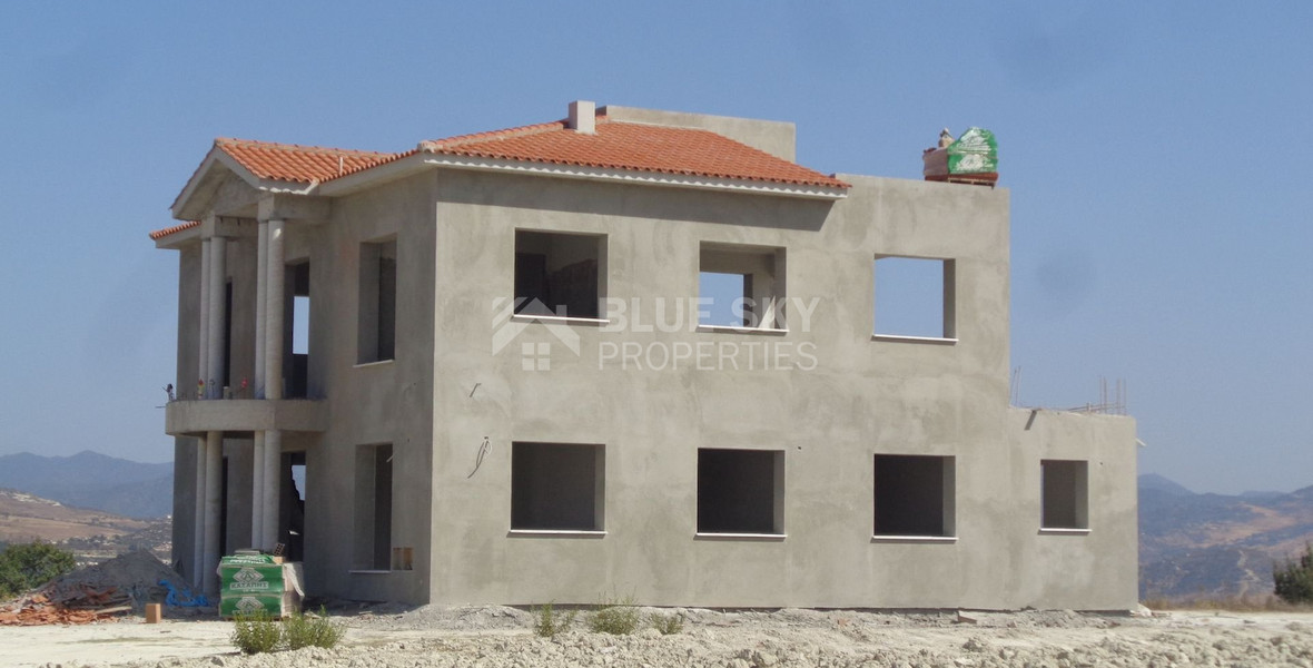 Four bedroom incomplete Villa in Letymbou village