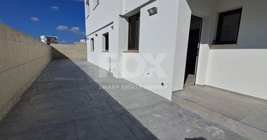 Two bedroom apartment with yard for rent in Ypsonas, Limassol