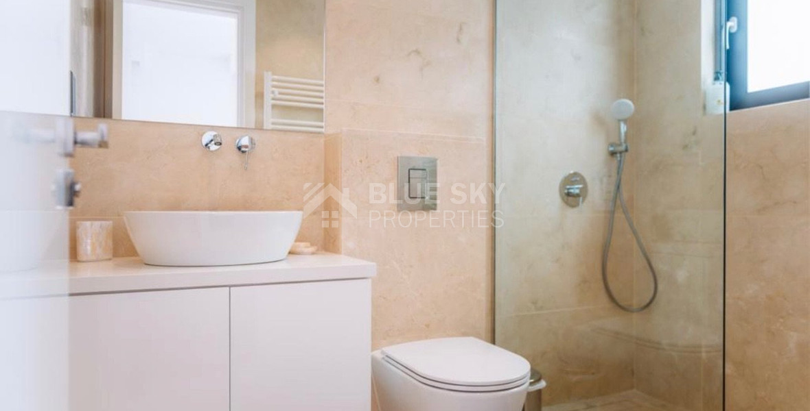 Spacious four bedroom fully Furnished Detached Villa in Sea Caves