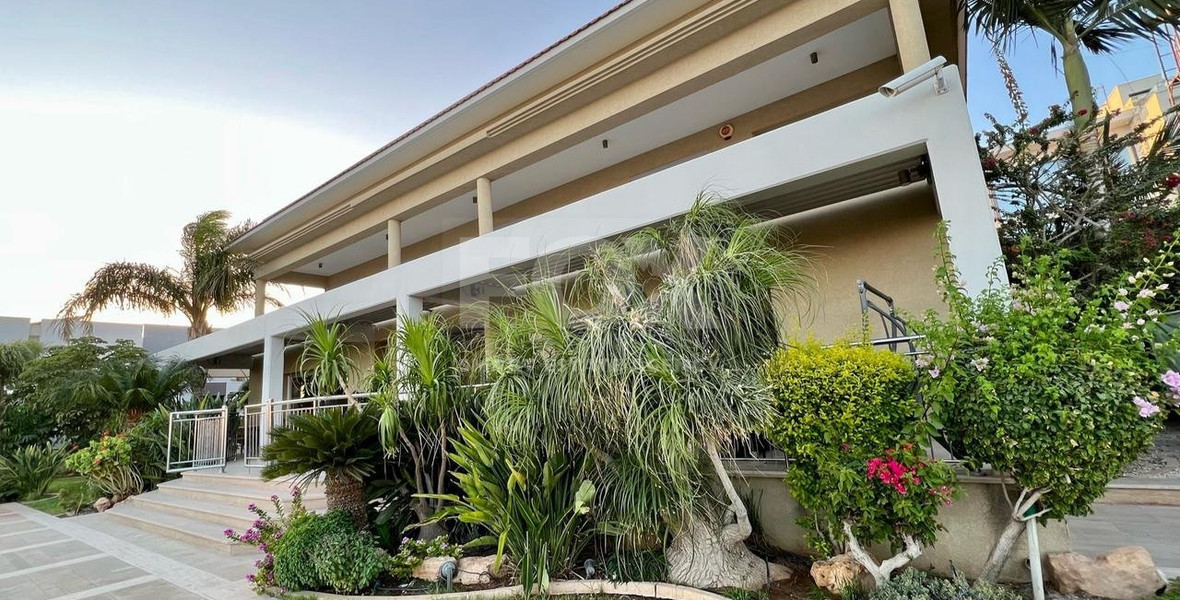 LUXURY SEVEN  BEDROOM VILLA FOR SALE WITH PANORAMIC SEA VIEWS IN THE EXCLUSIVE AREA OF PANIOTIS (GERMASOGIA)