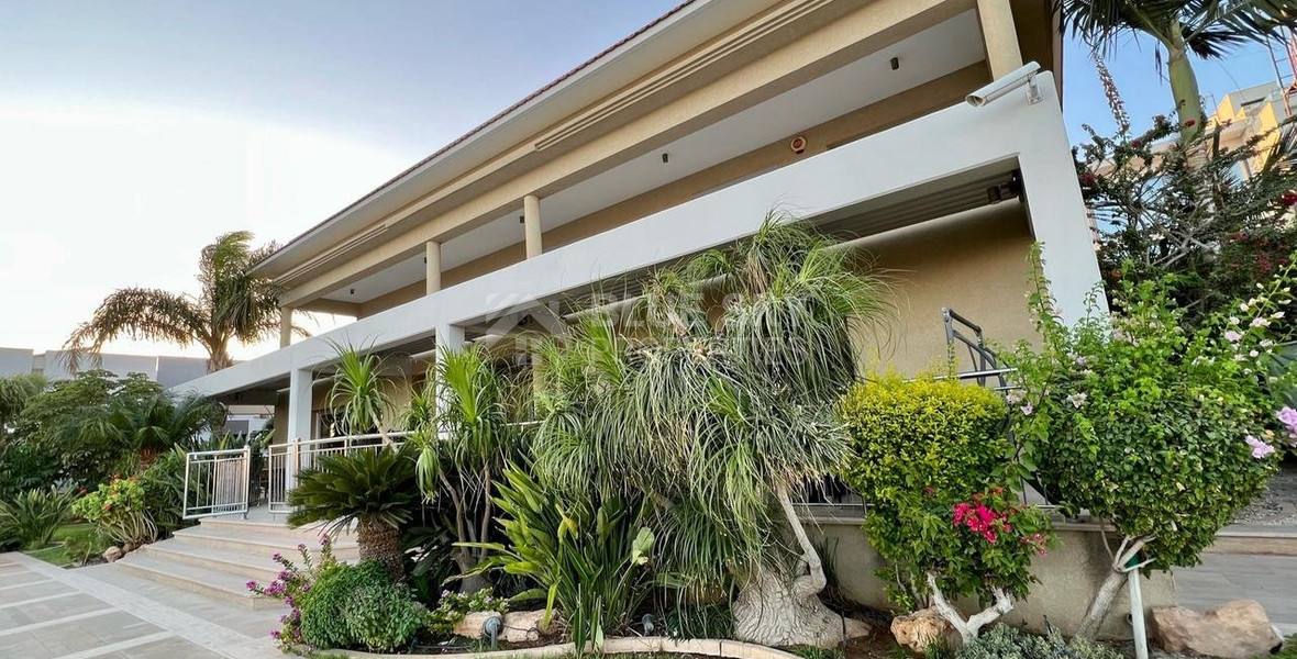 LUXURY SEVEN  BEDROOM VILLA FOR SALE WITH PANORAMIC SEA VIEWS IN THE EXCLUSIVE AREA OF PANIOTIS (GERMASOGIA)