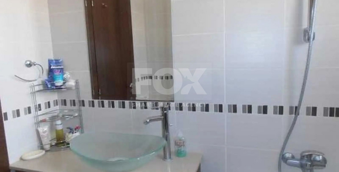 A lovely well-appointed 2 bedroom furnished apartment top floor in Kato Polemidia