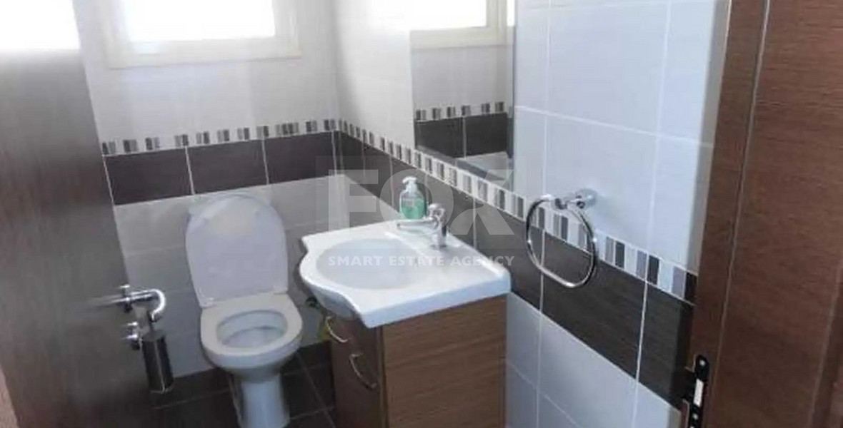 A lovely well-appointed 2 bedroom furnished apartment top floor in Kato Polemidia