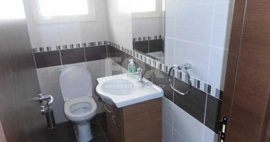 A lovely well-appointed 2 bedroom furnished apartment top floor in Kato Polemidia