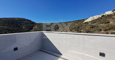 Four plus one bedroom Luxury Villa for Rent in Agios Tychonas