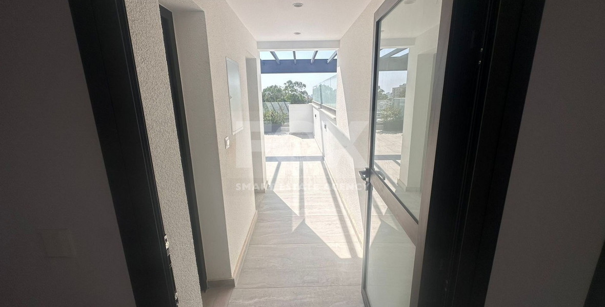 Modern three Bedroom- two level penthouse with roof garden and pool in Agios Georgios Havouzas