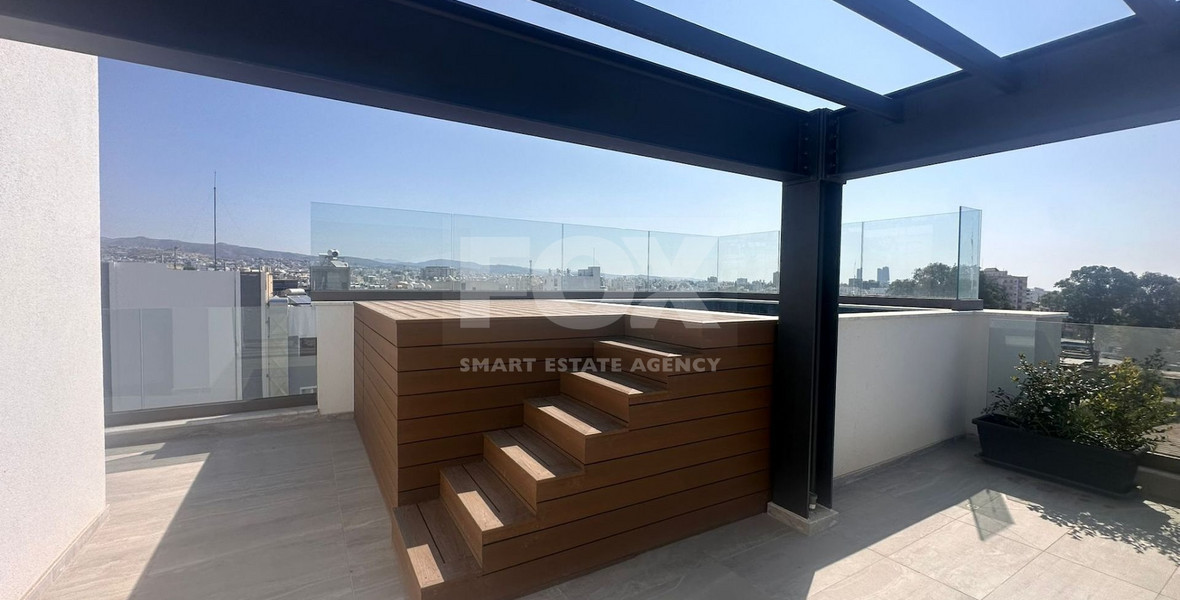 Modern three Bedroom- two level penthouse with roof garden and pool in Agios Georgios Havouzas