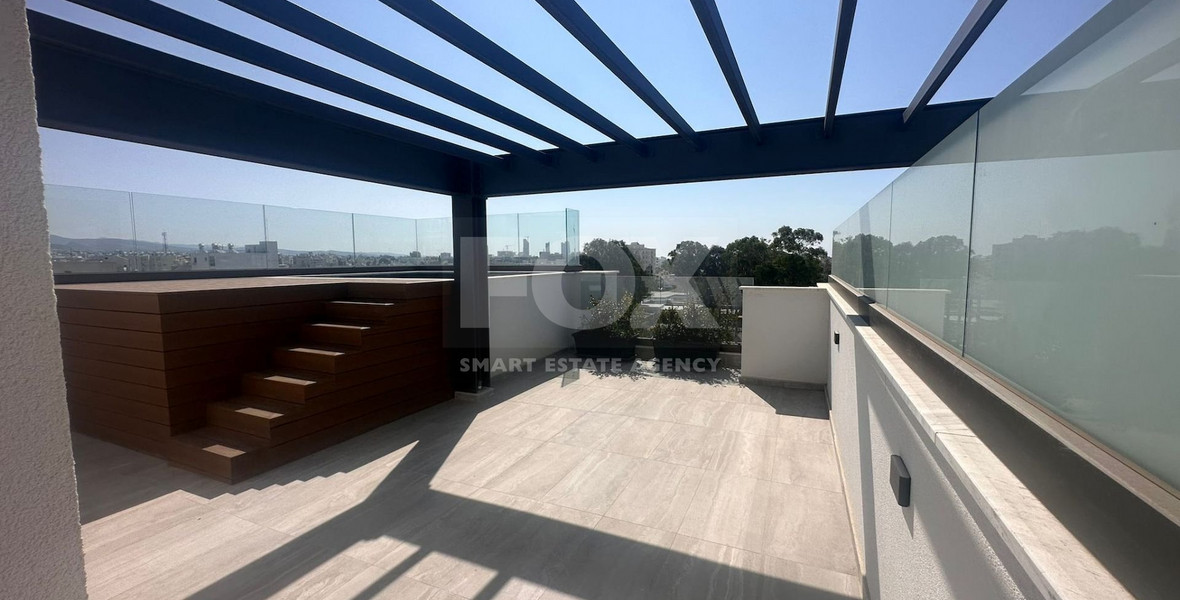 Modern three Bedroom- two level penthouse with roof garden and pool in Agios Georgios Havouzas