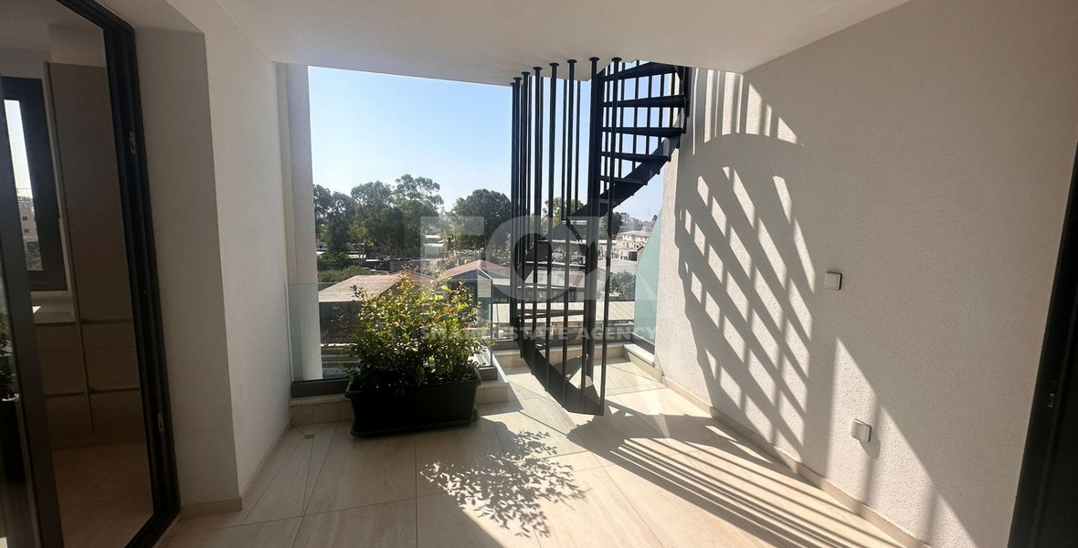 Modern three Bedroom- two level penthouse with roof garden and pool in Agios Georgios Havouzas