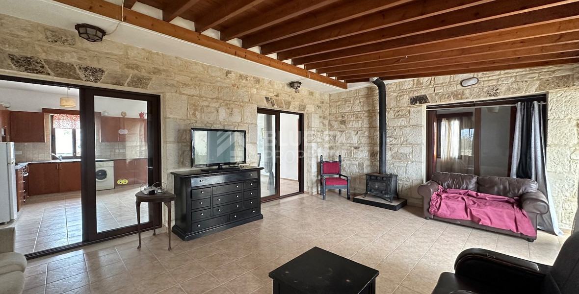 Three bedroom house in Pano Arodes