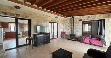 Three bedroom house in Pano Arodes