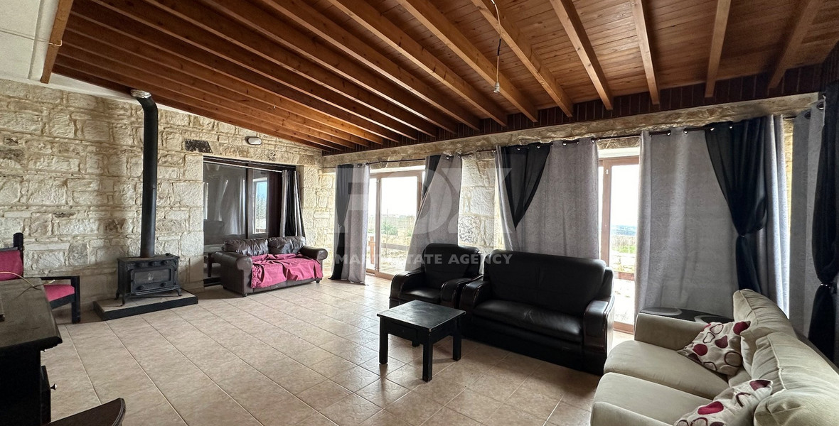 Three bedroom house in Pano Arodes