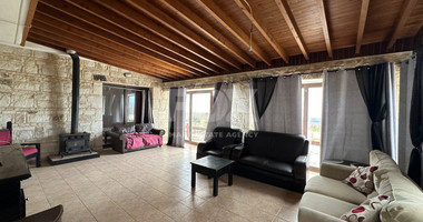 Three bedroom house in Pano Arodes