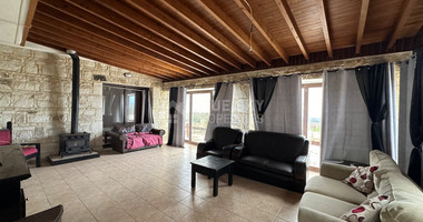 Three bedroom house in Pano Arodes