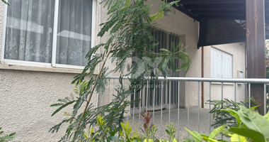 Corner Bungalow 2 bedrooms in the sought after location of Chalkoutsa Mesa Geitonia with garage