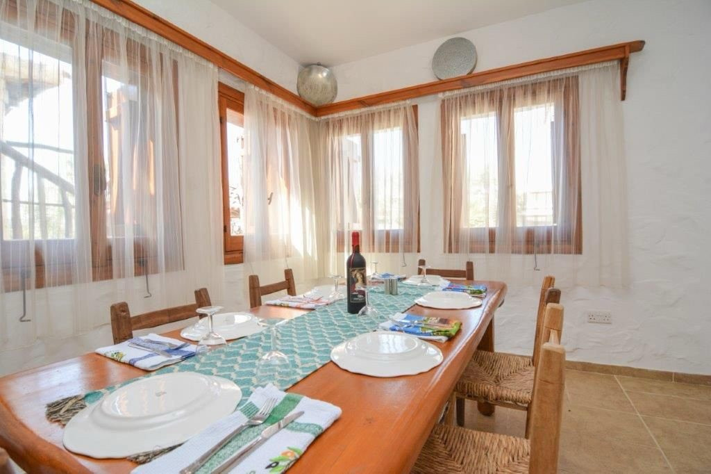 Bungalow de 3 dormitorios 160 m² Neo Chorio, Chipre