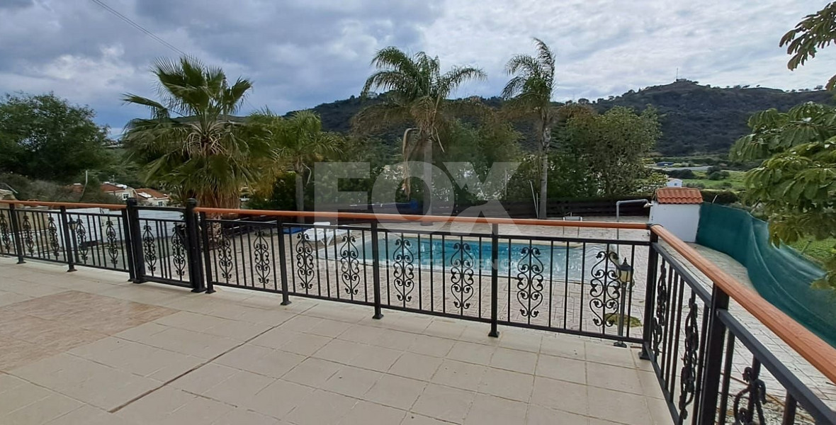 Three bedroom detached house with swimming pool for rent in Pissouri, Limassol