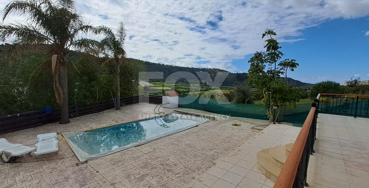 Three bedroom detached house with swimming pool for rent in Pissouri, Limassol
