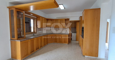 Three bedroom detached house with swimming pool for rent in Pissouri, Limassol