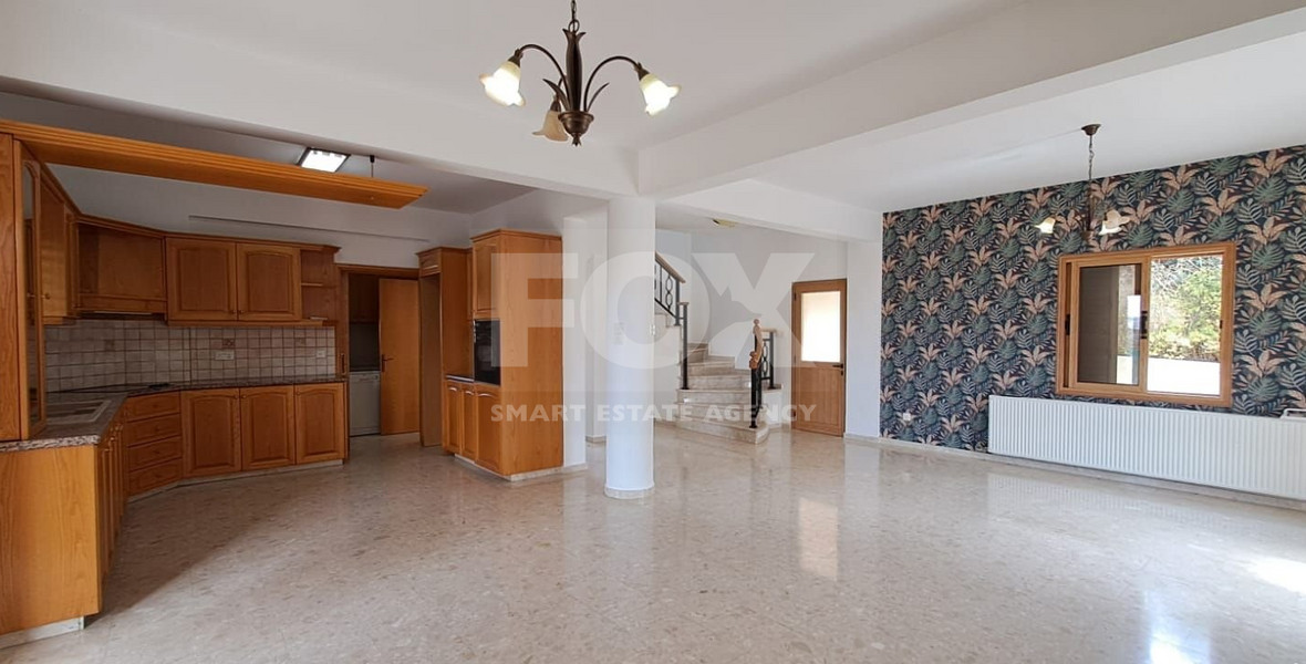 Three bedroom detached house with swimming pool for rent in Pissouri, Limassol