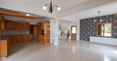Three bedroom detached house with swimming pool for rent in Pissouri, Limassol