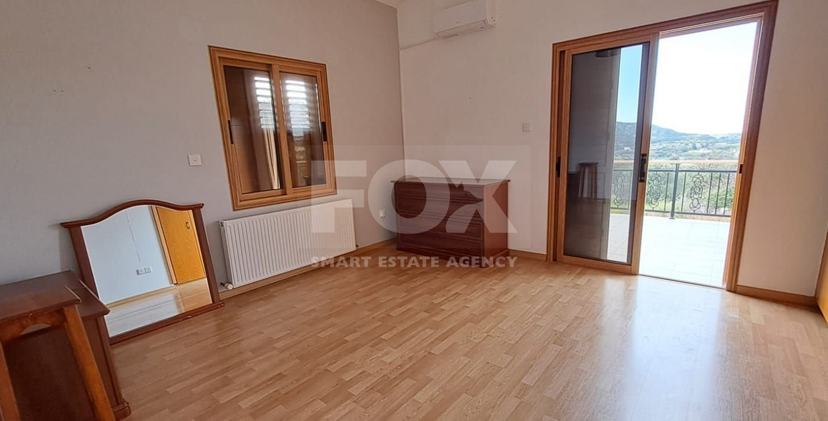 Three bedroom detached house with swimming pool for rent in Pissouri, Limassol