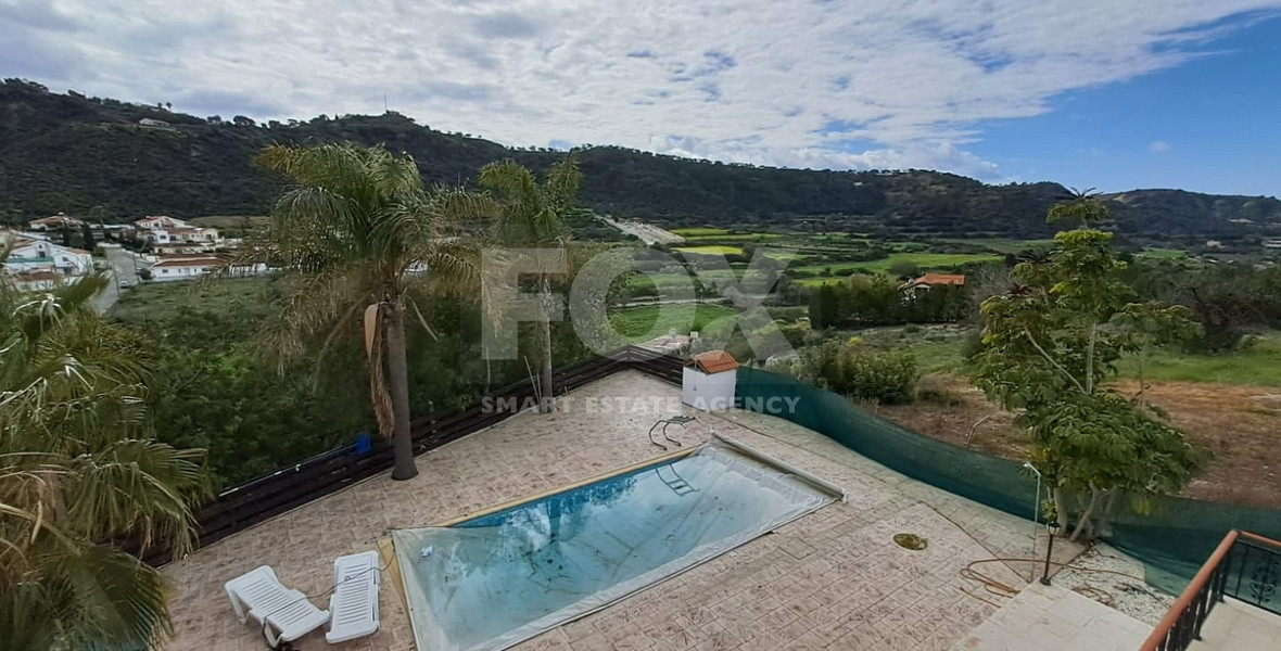 Three bedroom detached house with swimming pool for rent in Pissouri, Limassol
