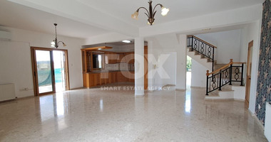 Three bedroom detached house with swimming pool for rent in Pissouri, Limassol