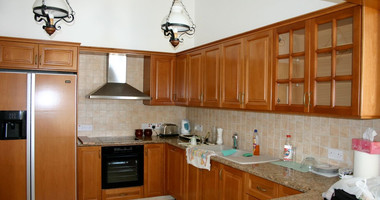 Spacious Fully Furnished 3 Bedroom House for rent in Vouni, Limassol