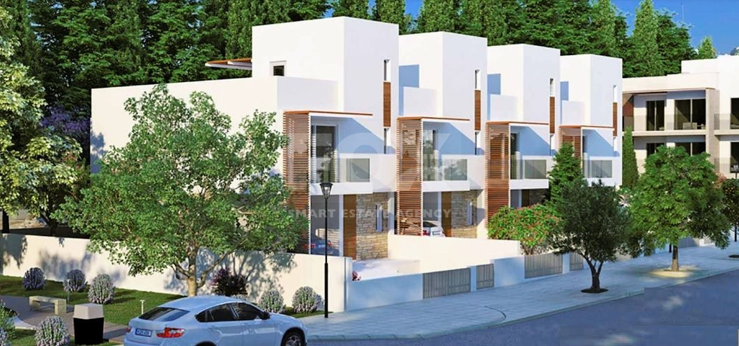 Three bedroom maizonette in Kato Paphos