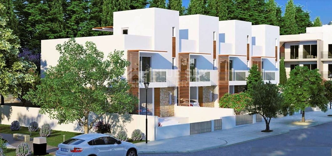 Three bedroom maizonette in Kato Paphos