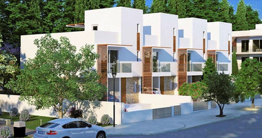 Three bedroom maizonette in Kato Paphos