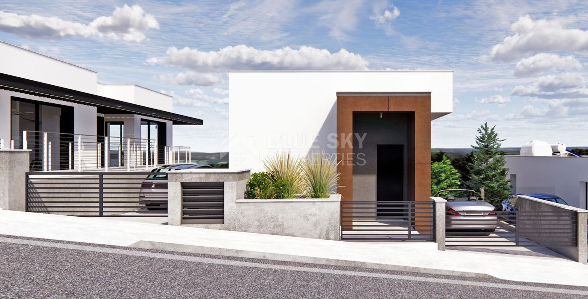 Spacious 3 Bedroom House with Swimming Pool and Sea View in Agios Tychon