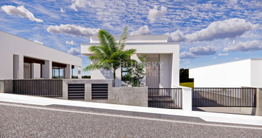 Spacious 3 Bedroom House with Swimming Pool and Sea View in Agios Tychon