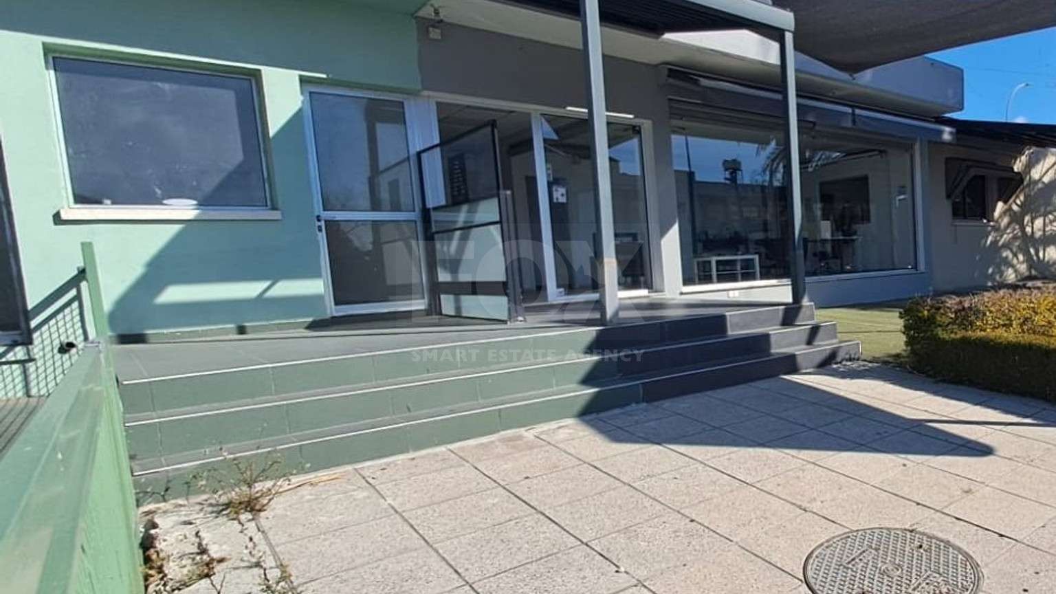 Warehouse of 600m2 for rent in the Agios Athanasios Industrial Estate