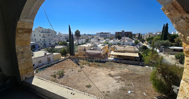 Prime Mixed-Use Building in the Heart of Paphos – Ideal Investment Opportunity for sale
