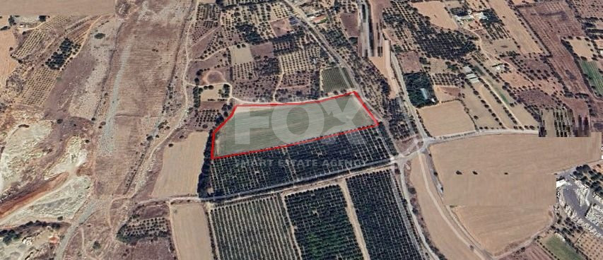 OUTSTANDING FLAT RESIDENTIAL LAND, DIRECT ROAD ACCESS WITH LICENCE FOR 18 HOUSES IN THE ERIMI