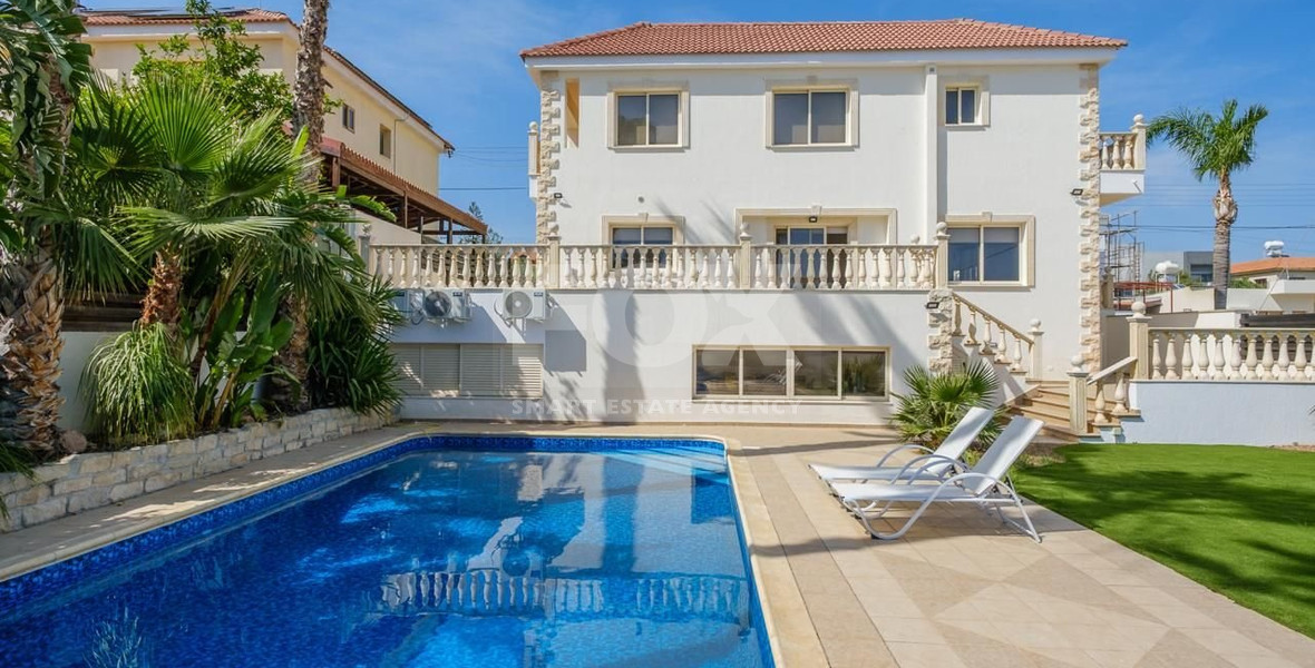Spacious four-bedroom house with pool for rent in Ypsoupoli, Limassol