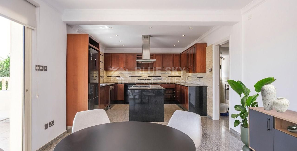 Spacious four-bedroom house with pool for rent in Ypsoupoli, Limassol