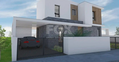 Modern  House with Pool For Sale in Parekklisia