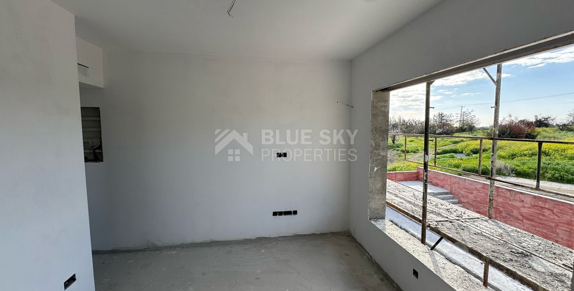 Modern  House with Pool For Sale in Parekklisia