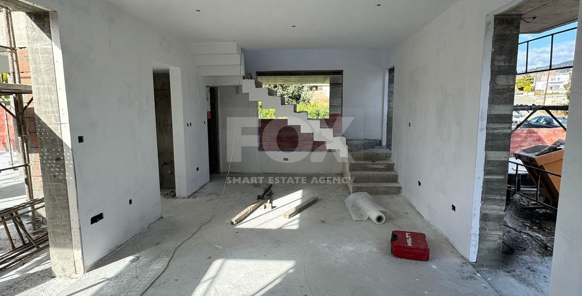 Modern  House with Pool For Sale in Parekklisia