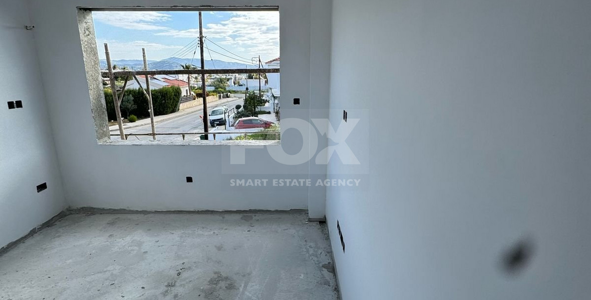 Modern  House with Pool For Sale in Parekklisia