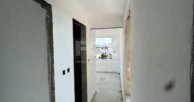Modern  House with Pool For Sale in Parekklisia
